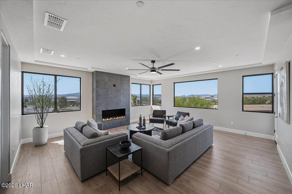 https://bt-photos.global.ssl.fastly.net/lakehavasu/orig_boomver_1_1040707-2.jpg