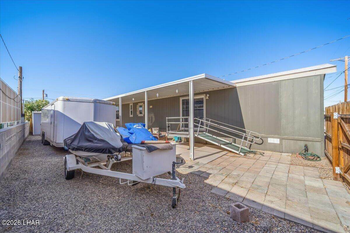 https://bt-photos.global.ssl.fastly.net/lakehavasu/orig_boomver_1_1040847-2.jpg