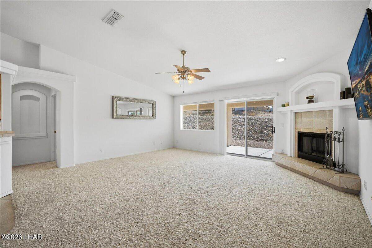 https://bt-photos.global.ssl.fastly.net/lakehavasu/orig_boomver_1_1040982-2.jpg