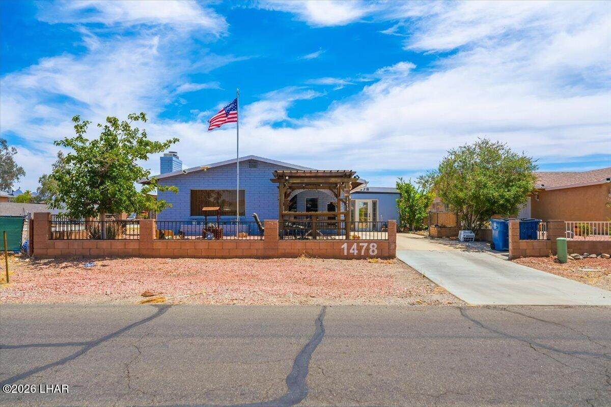 https://bt-photos.global.ssl.fastly.net/lakehavasu/orig_boomver_1_1041163-2.jpg