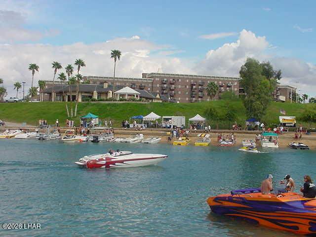 https://bt-photos.global.ssl.fastly.net/lakehavasu/orig_boomver_1_1041191-2.jpg