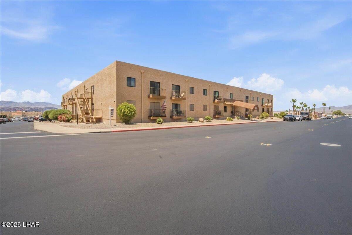 2094 Mesquite Ave - Photo 1