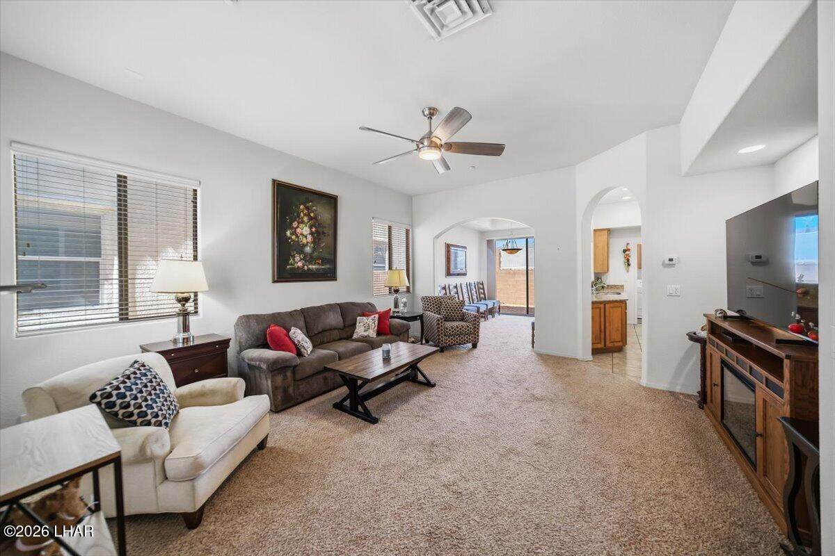 https://bt-photos.global.ssl.fastly.net/lakehavasu/orig_boomver_1_1041392-2.jpg