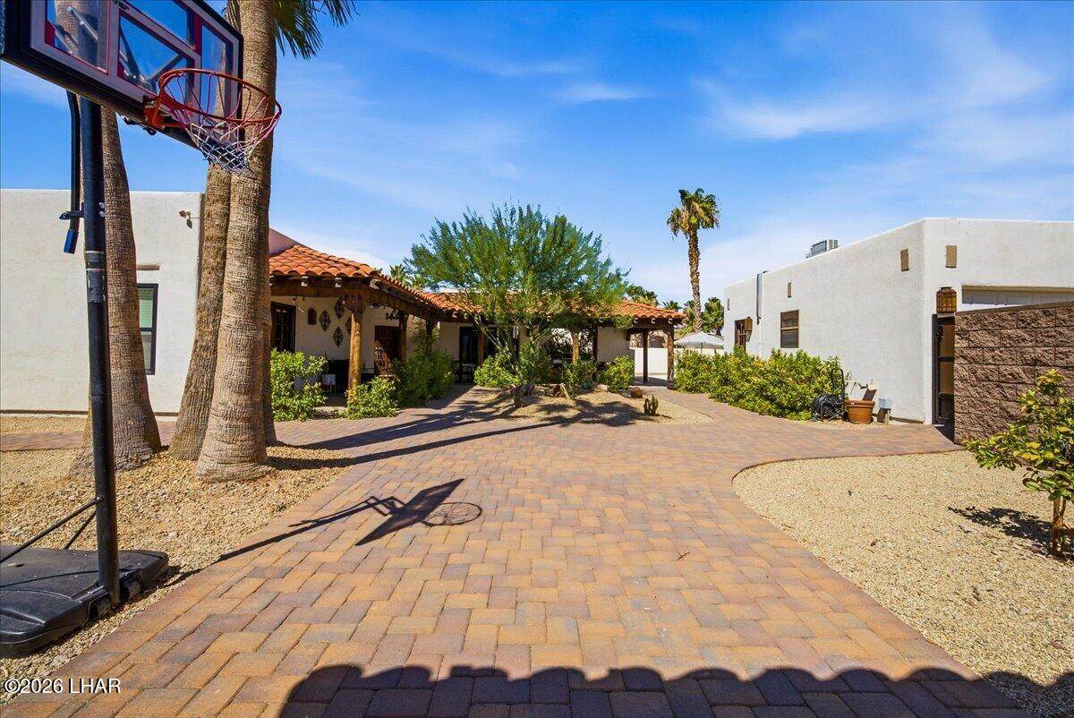 https://bt-photos.global.ssl.fastly.net/lakehavasu/orig_boomver_1_1041429-2.jpg