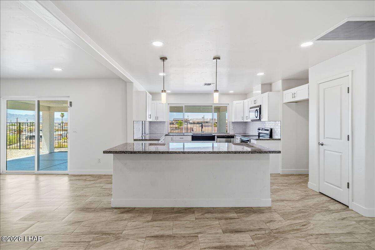https://bt-photos.global.ssl.fastly.net/lakehavasu/orig_boomver_1_1041510-2.jpg