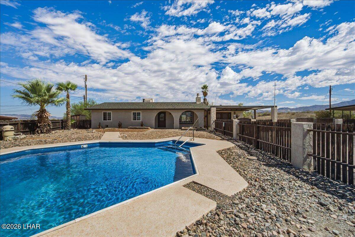 https://bt-photos.global.ssl.fastly.net/lakehavasu/orig_boomver_1_1041523-2.jpg