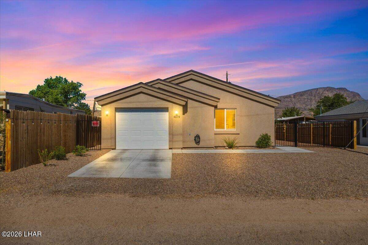 https://bt-photos.global.ssl.fastly.net/lakehavasu/orig_boomver_1_1041618-2.jpg