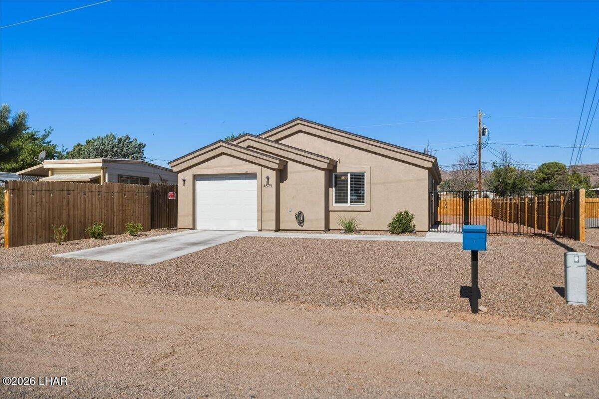 https://bt-photos.global.ssl.fastly.net/lakehavasu/orig_boomver_1_1041618-2.jpg