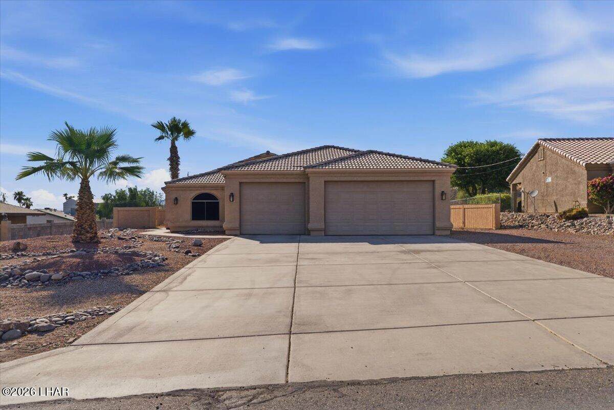 https://bt-photos.global.ssl.fastly.net/lakehavasu/orig_boomver_1_1041665-2.jpg