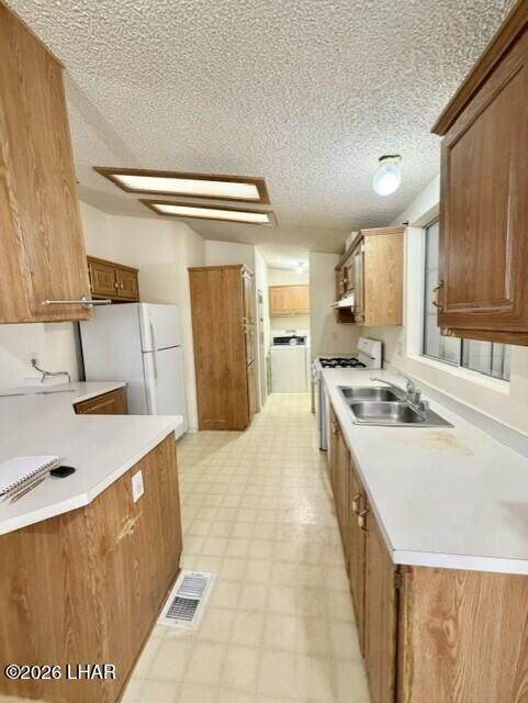 https://bt-photos.global.ssl.fastly.net/lakehavasu/orig_boomver_1_1041675-2.jpg