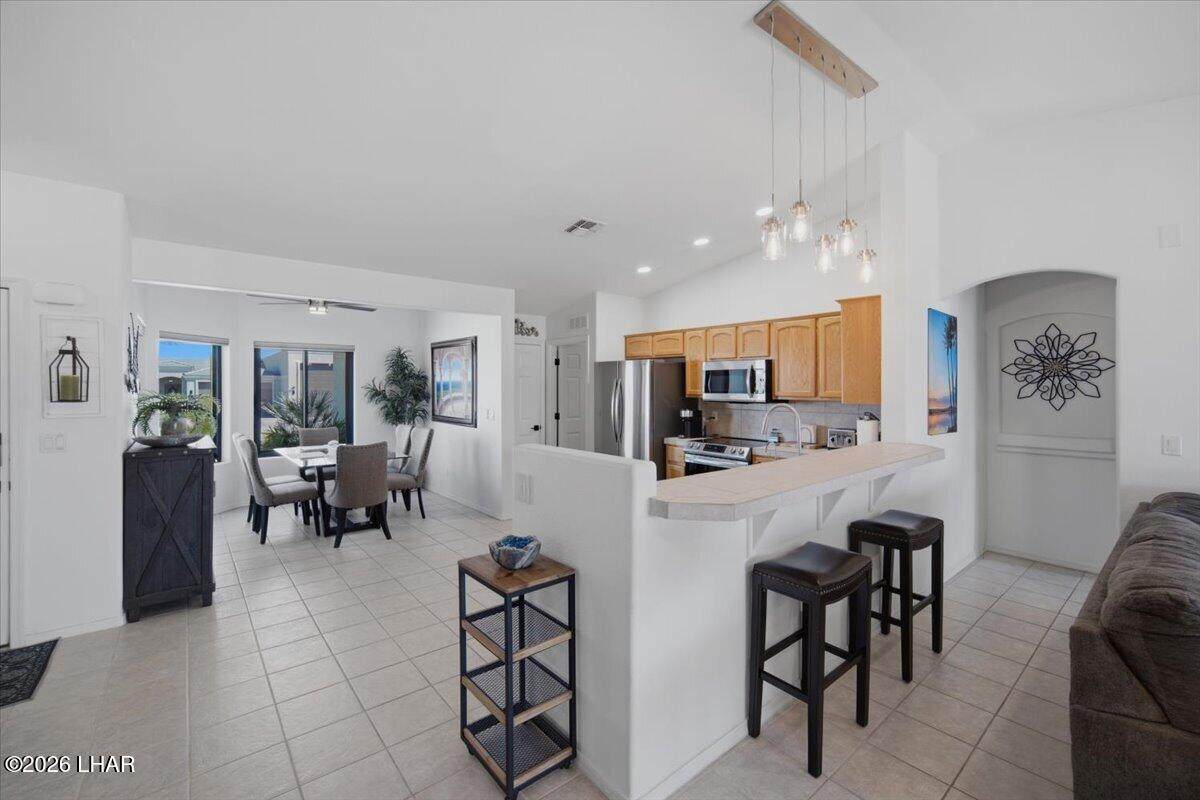 https://bt-photos.global.ssl.fastly.net/lakehavasu/orig_boomver_1_1041699-2.jpg