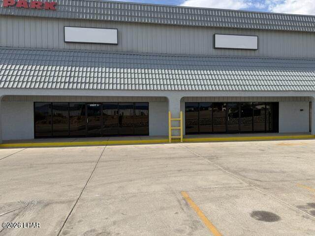 955 Kiowa Ave - Photo 1