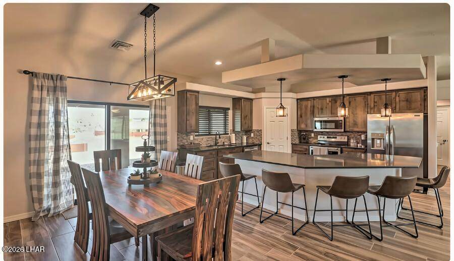 https://bt-photos.global.ssl.fastly.net/lakehavasu/orig_boomver_1_1041770-2.jpg