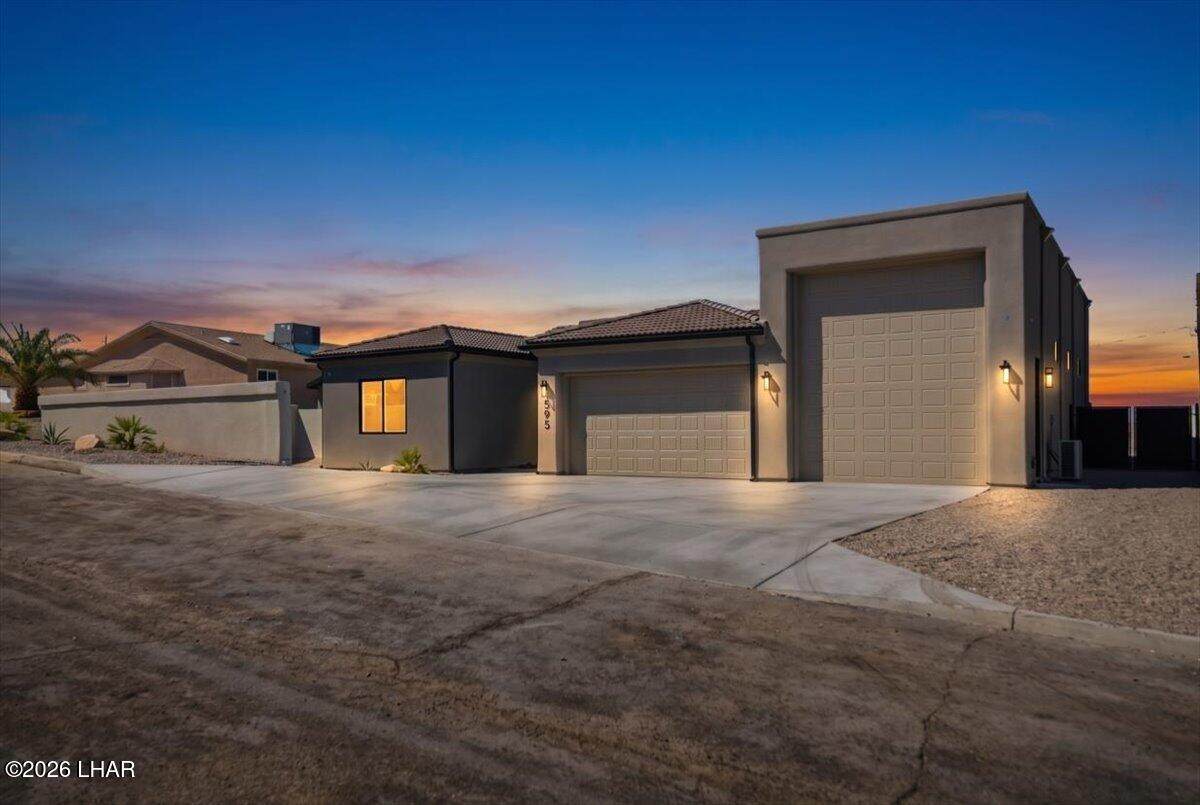 595 Manzanita Dr - Photo 1