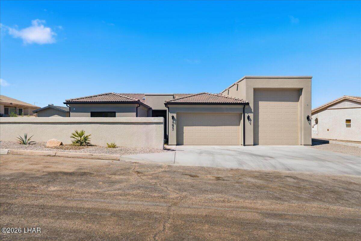 https://bt-photos.global.ssl.fastly.net/lakehavasu/orig_boomver_1_1041818-2.jpg