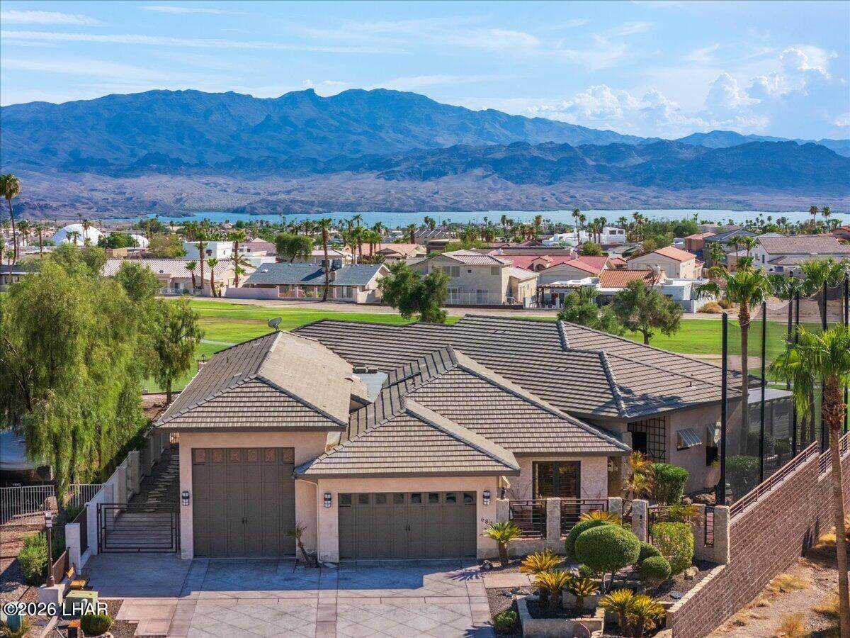 680 Via Del Lago - Photo 1