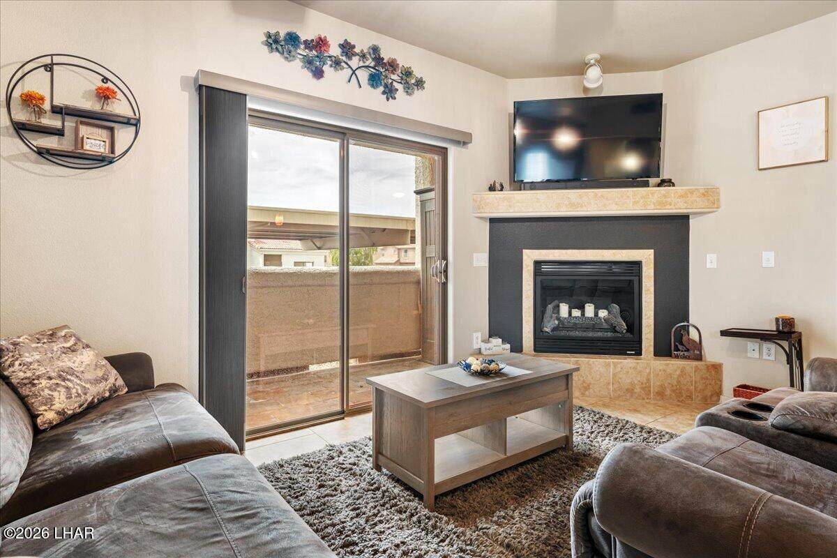 https://bt-photos.global.ssl.fastly.net/lakehavasu/orig_boomver_1_1042257-2.jpg
