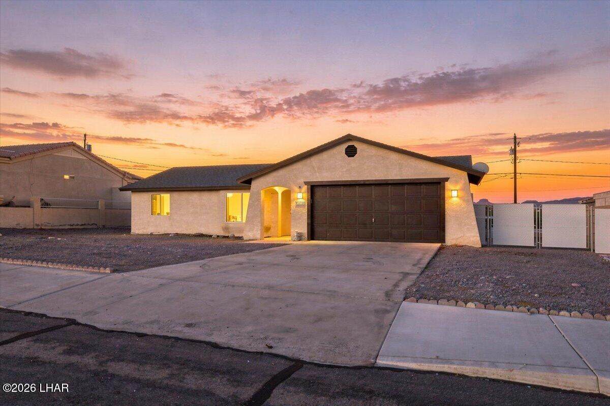 https://bt-photos.global.ssl.fastly.net/lakehavasu/orig_boomver_1_1042354-2.jpg