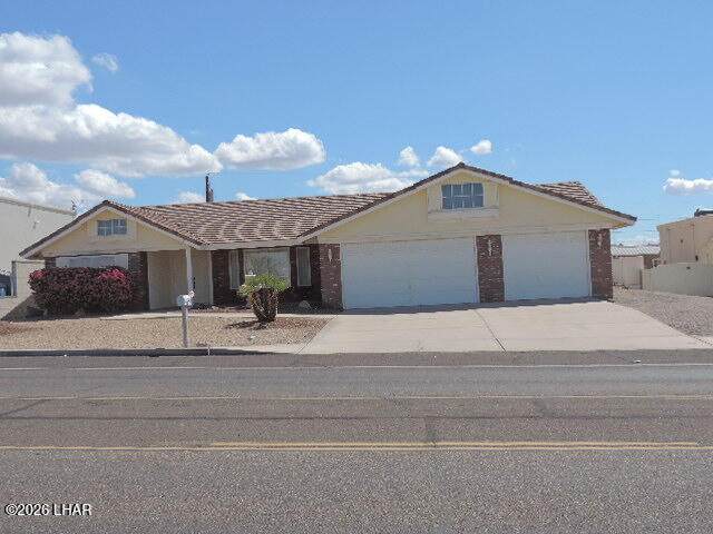 https://bt-photos.global.ssl.fastly.net/lakehavasu/orig_boomver_1_1042419-2.jpg