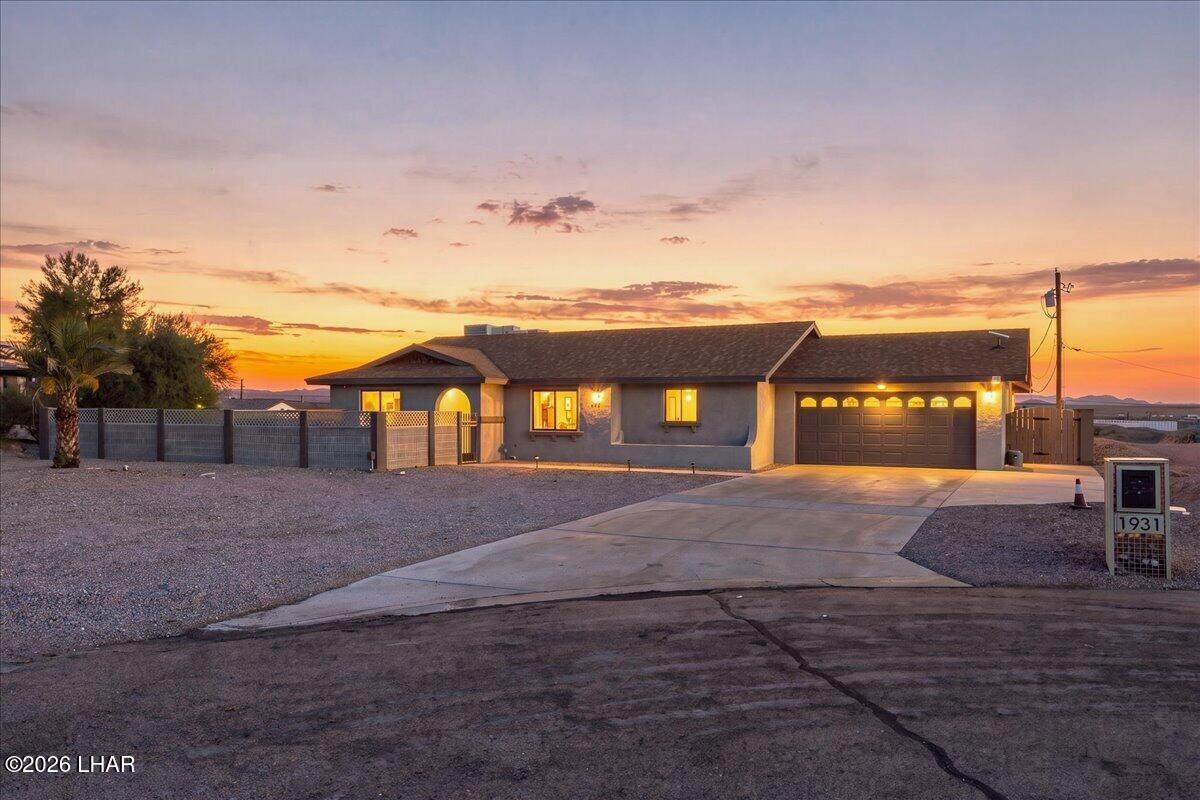 https://bt-photos.global.ssl.fastly.net/lakehavasu/orig_boomver_1_1042465-2.jpg