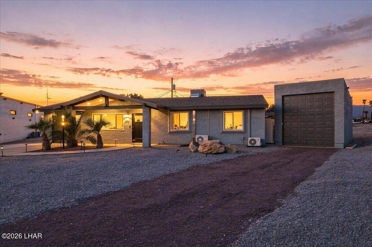 https://bt-photos.global.ssl.fastly.net/lakehavasu/orig_boomver_1_1042466-2.jpg