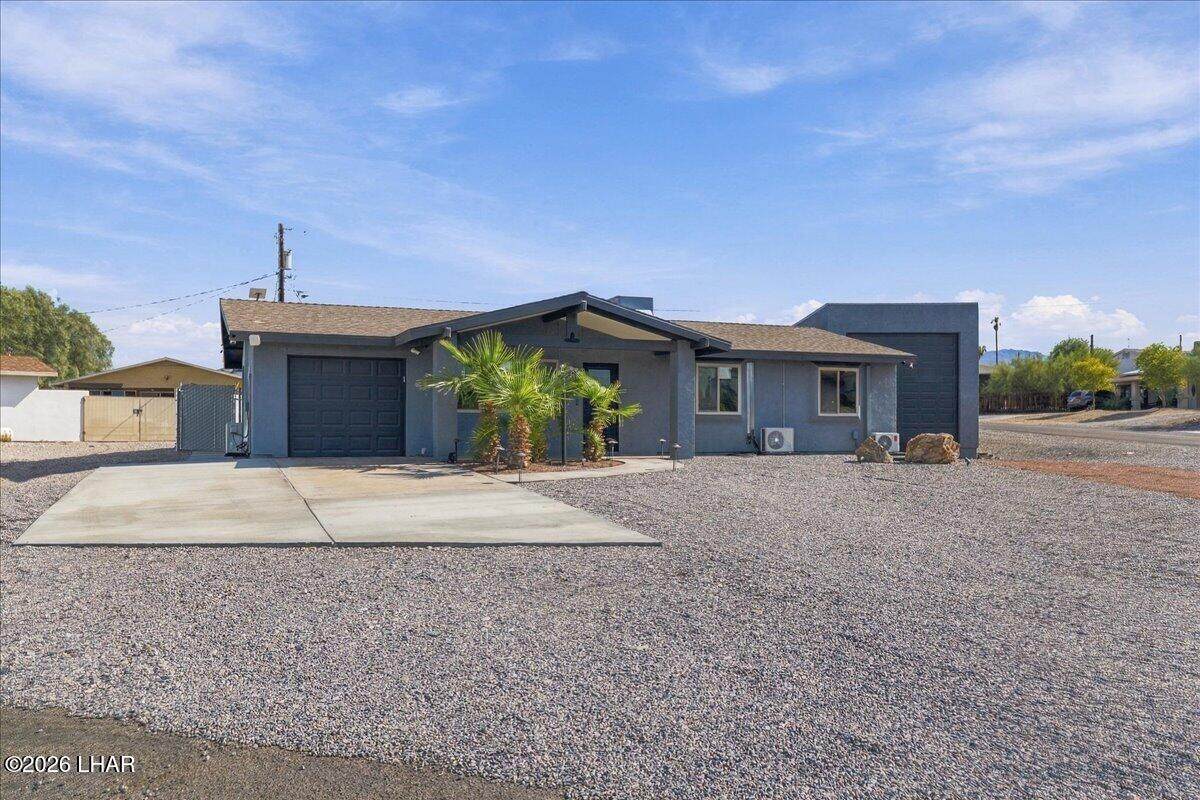 https://bt-photos.global.ssl.fastly.net/lakehavasu/orig_boomver_1_1042466-2.jpg