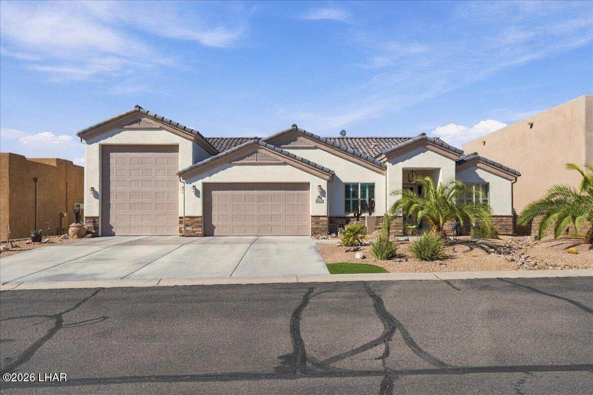 1843 Savannah Dr - Photo 1