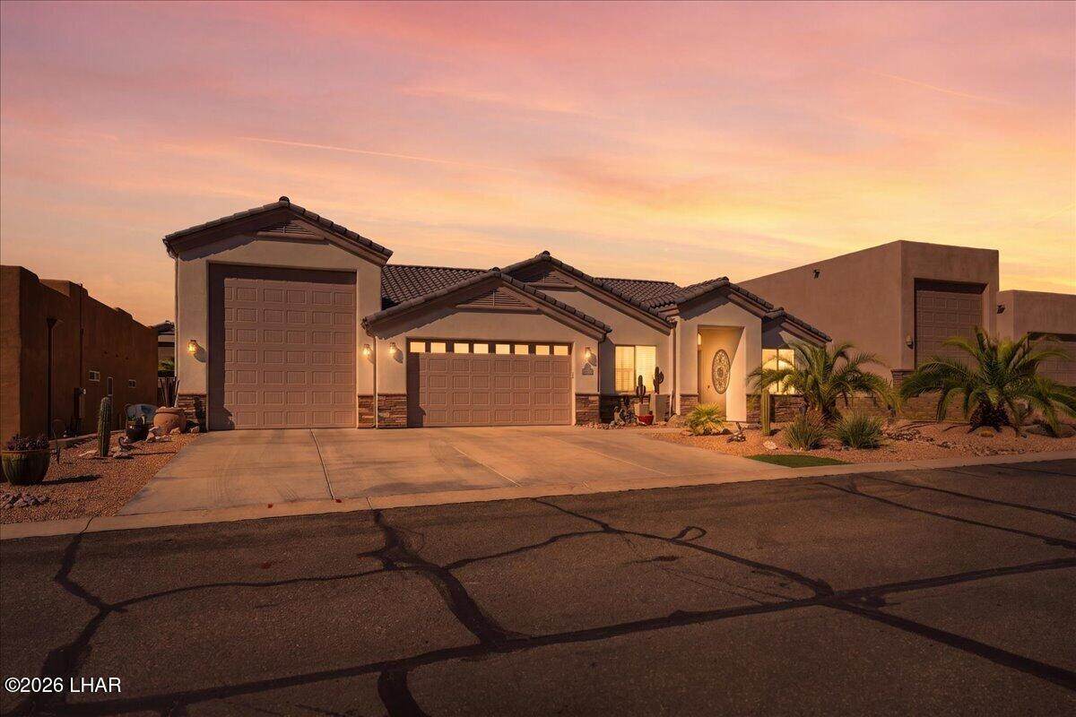 https://bt-photos.global.ssl.fastly.net/lakehavasu/orig_boomver_1_1042509-2.jpg