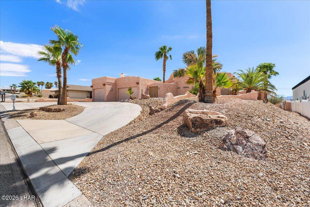 https://bt-photos.global.ssl.fastly.net/lakehavasu/orig_boomver_1_1042536-2.jpg