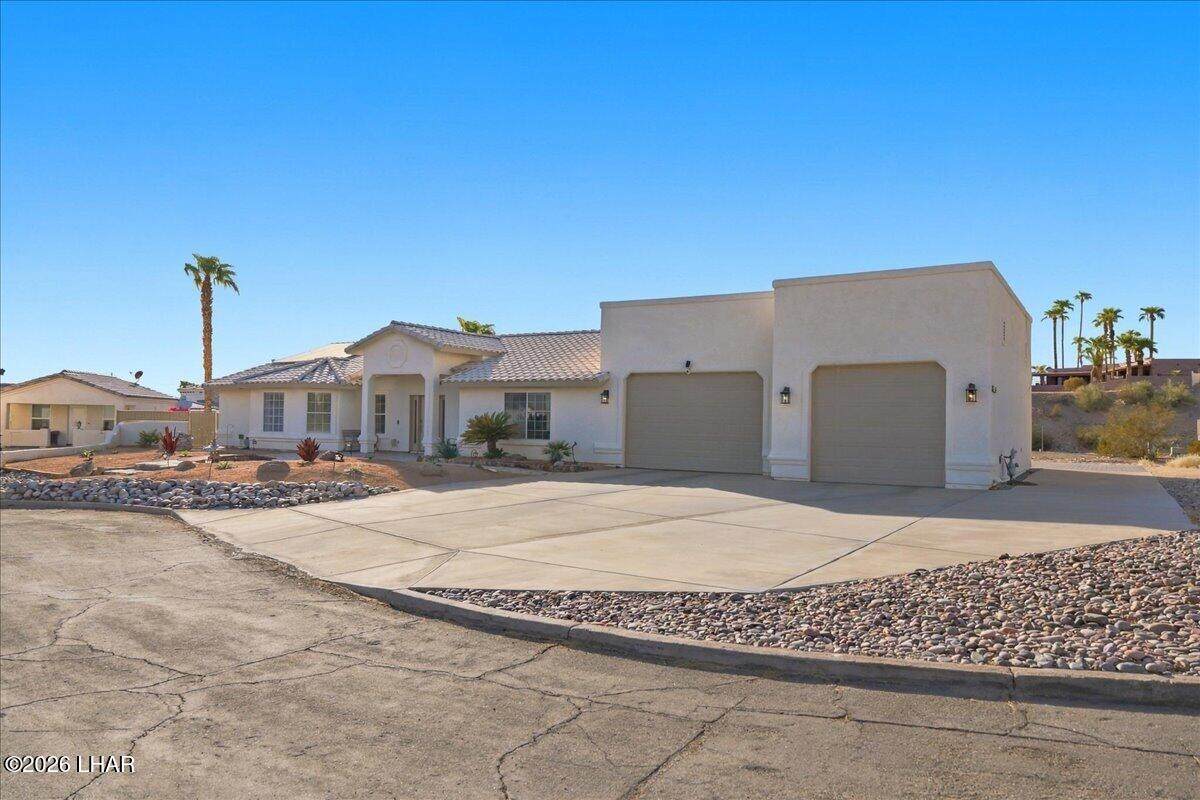 https://bt-photos.global.ssl.fastly.net/lakehavasu/orig_boomver_1_1042581-2.jpg