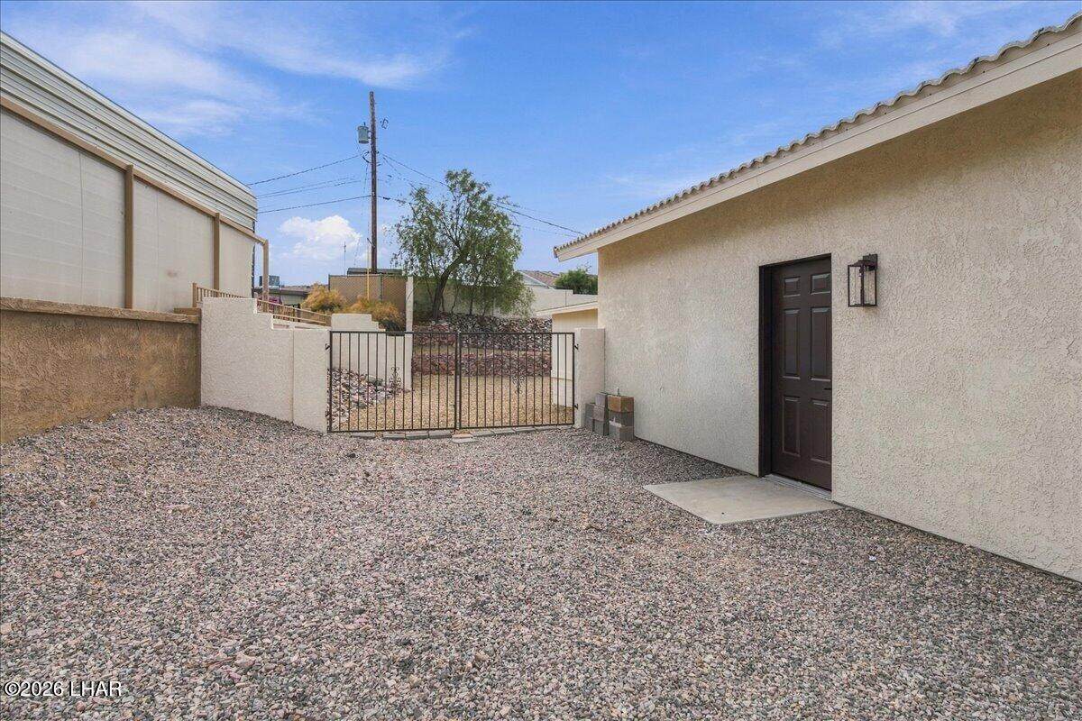 https://bt-photos.global.ssl.fastly.net/lakehavasu/orig_boomver_1_1042729-2.jpg