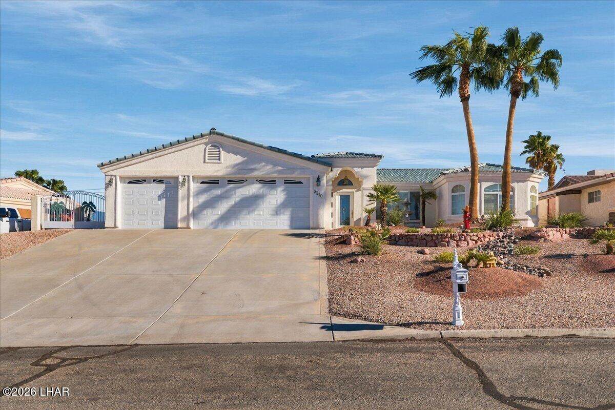 https://bt-photos.global.ssl.fastly.net/lakehavasu/orig_boomver_1_1042775-2.jpg