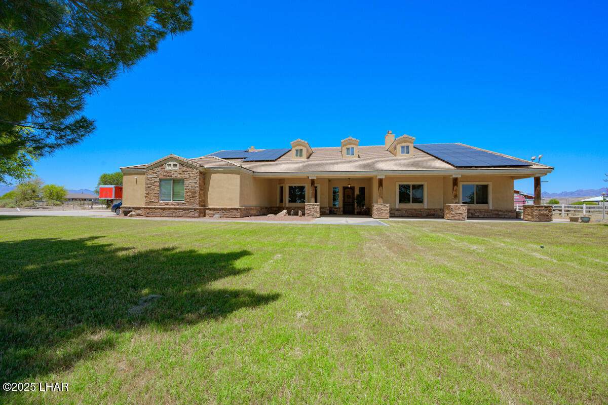 2303 Hulet Ave - Photo 1