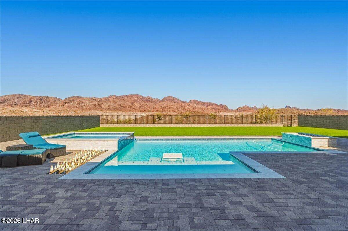https://bt-photos.global.ssl.fastly.net/lakehavasu/orig_boomver_2_1040855-2.jpg
