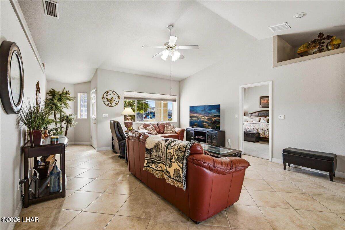 https://bt-photos.global.ssl.fastly.net/lakehavasu/orig_boomver_2_1041873-2.jpg