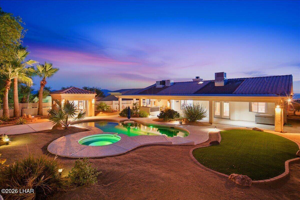 280 Pacific Dr - Photo 1