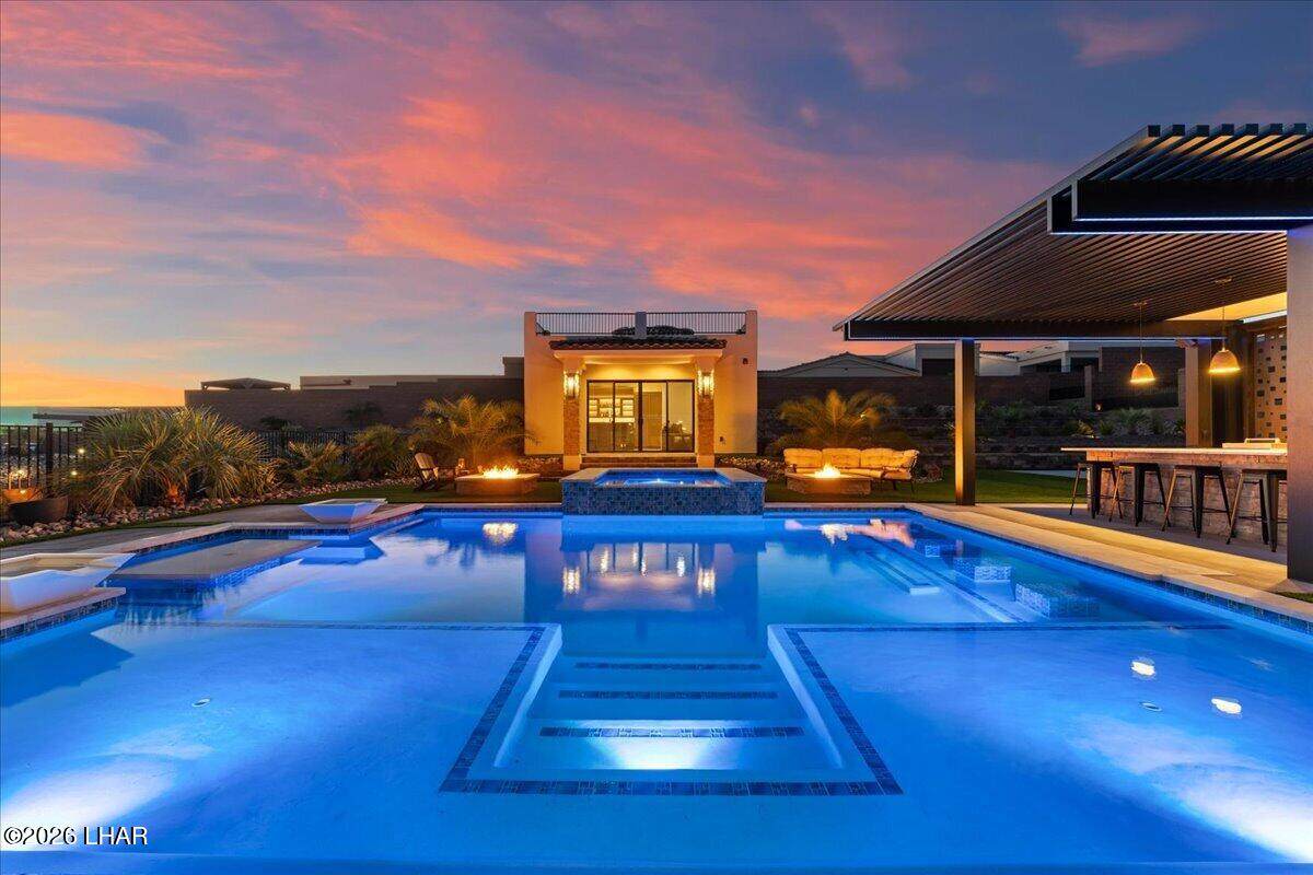 https://bt-photos.global.ssl.fastly.net/lakehavasu/orig_boomver_2_1042353-2.jpg