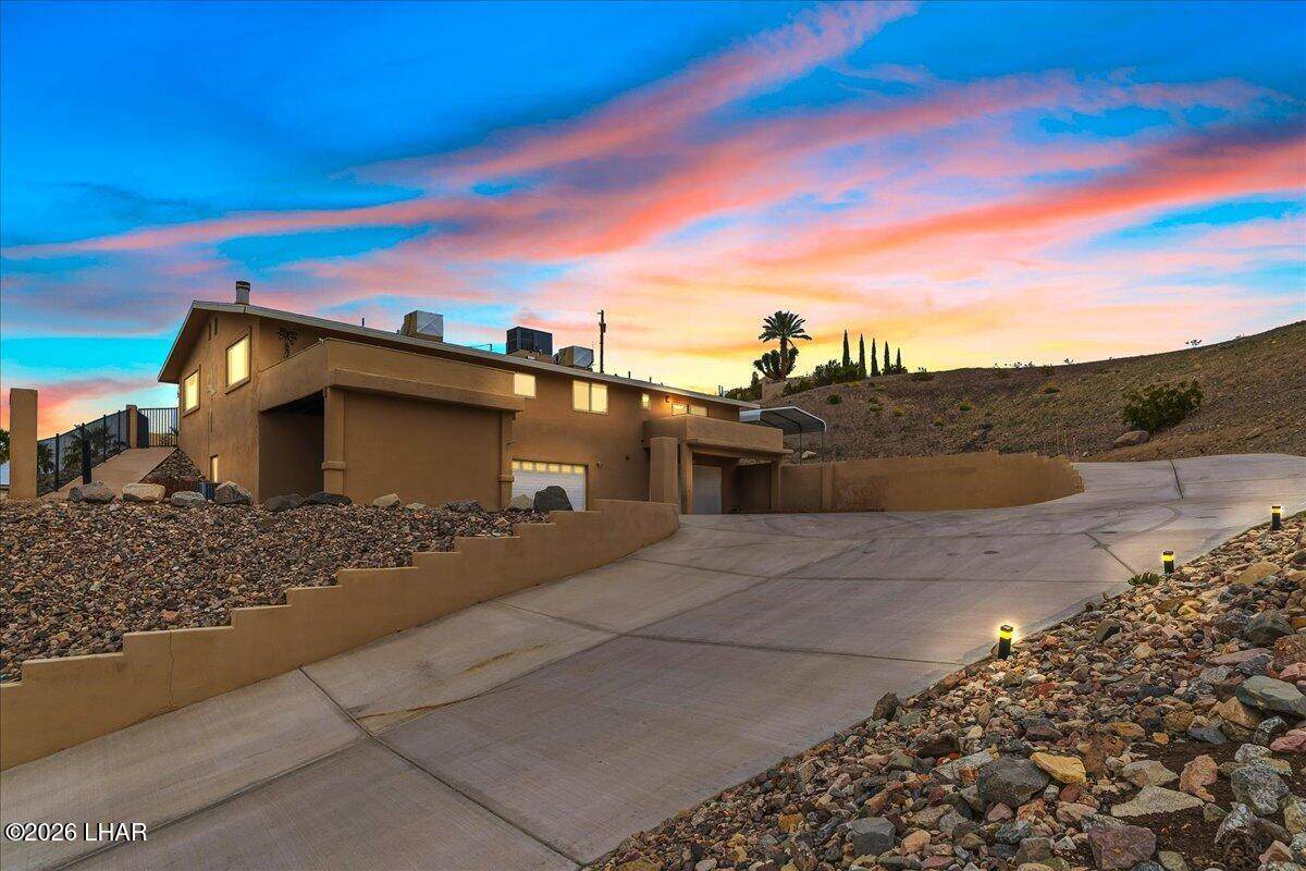 https://bt-photos.global.ssl.fastly.net/lakehavasu/orig_boomver_4_1039402-2.jpg