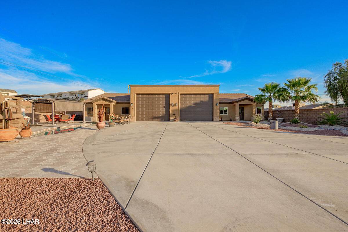 1100 Rolling Hills Dr - Photo 1