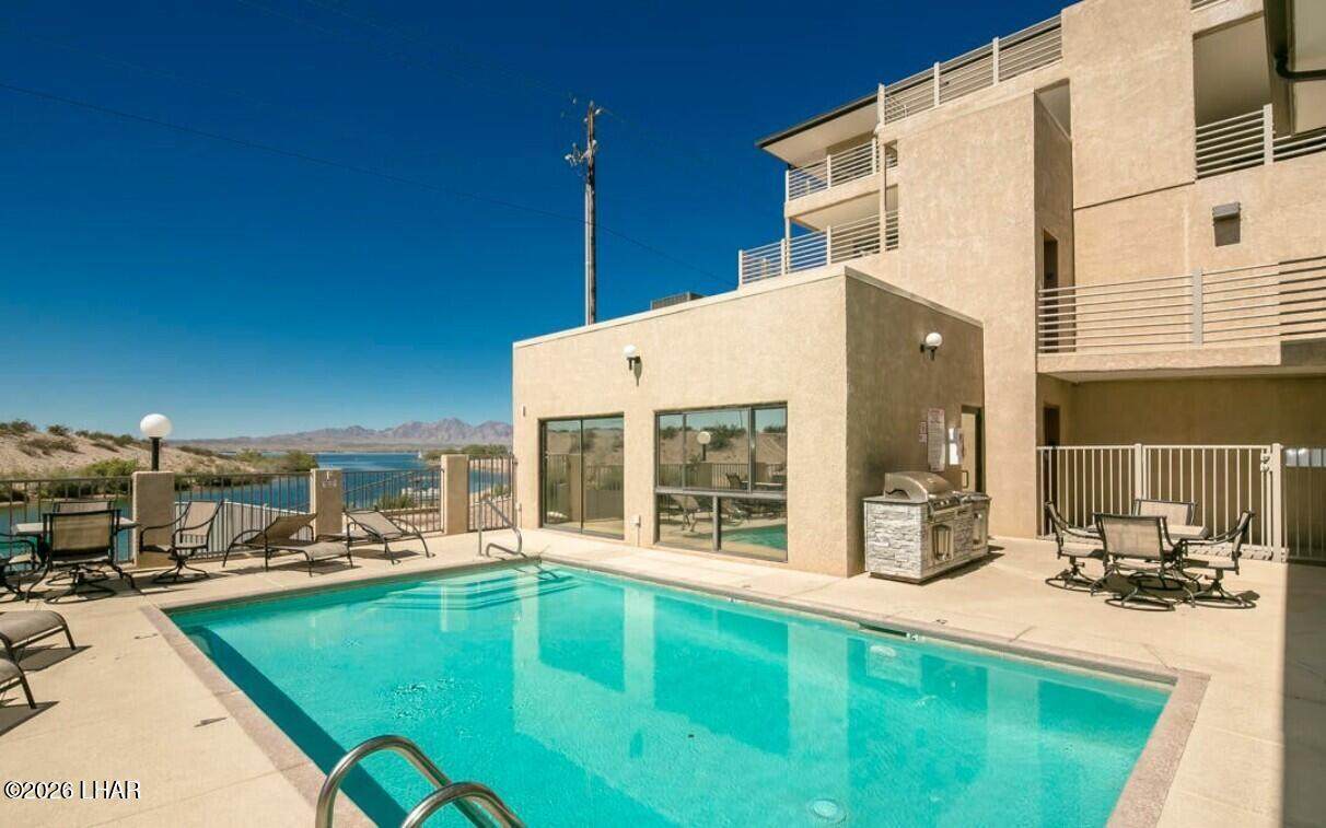 https://bt-photos.global.ssl.fastly.net/lakehavasu/1280_boomver_3_1040285-2.jpg