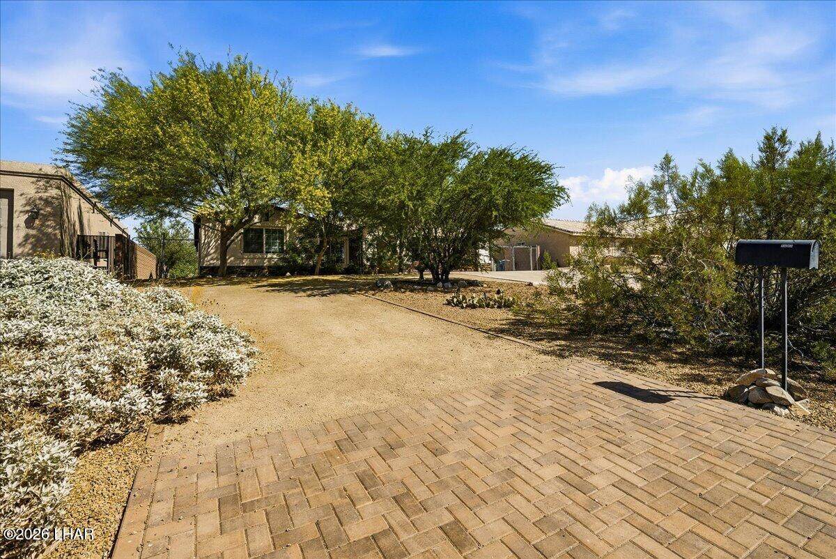 https://bt-photos.global.ssl.fastly.net/lakehavasu/orig_boomver_3_1040780-2.jpg