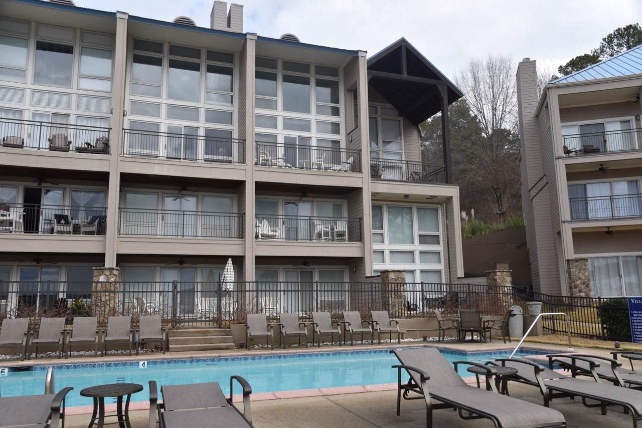 100 Harbor Pl - Photo 1