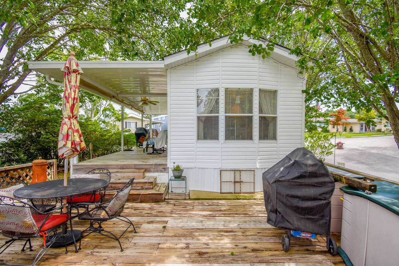 7 Westpoint Blvd - Photo 1