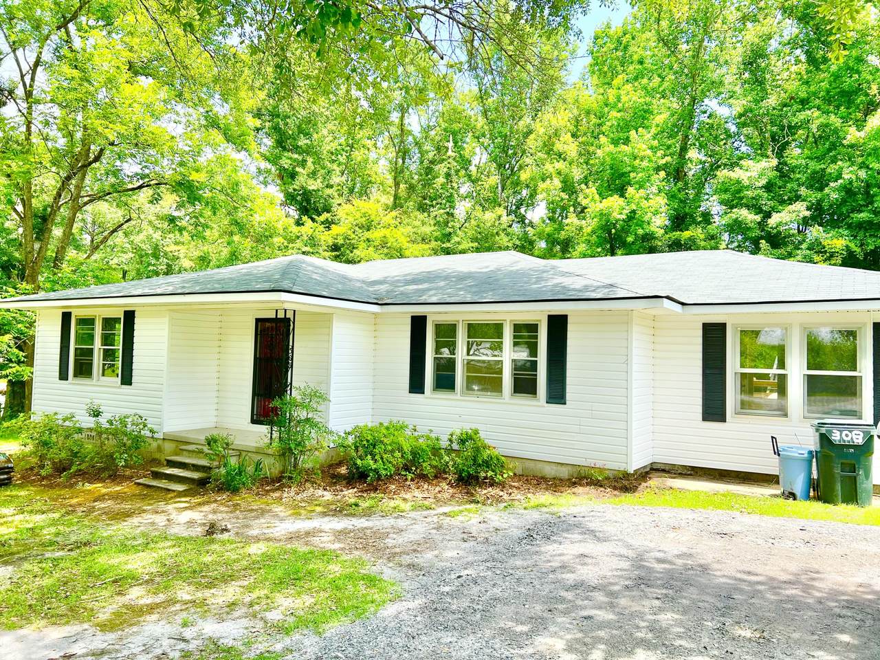 308 12th Ave N Ave - Photo 1