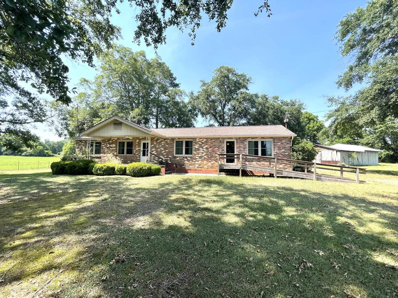 391 Gantts Mill Rd - Photo 1