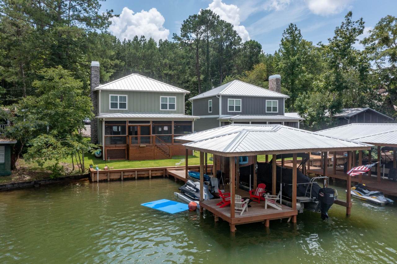 832 Hancel Rd - Photo 1