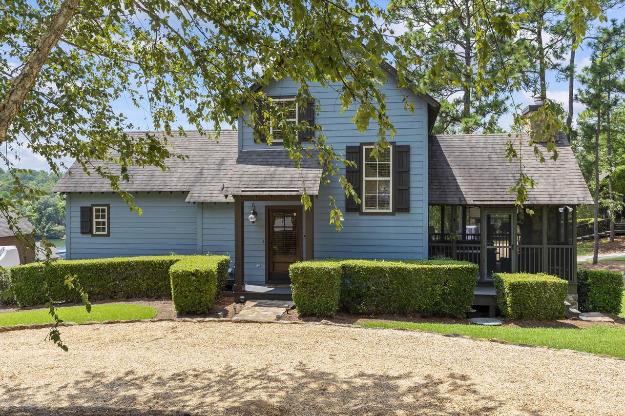 25 Village Crt - Photo 1