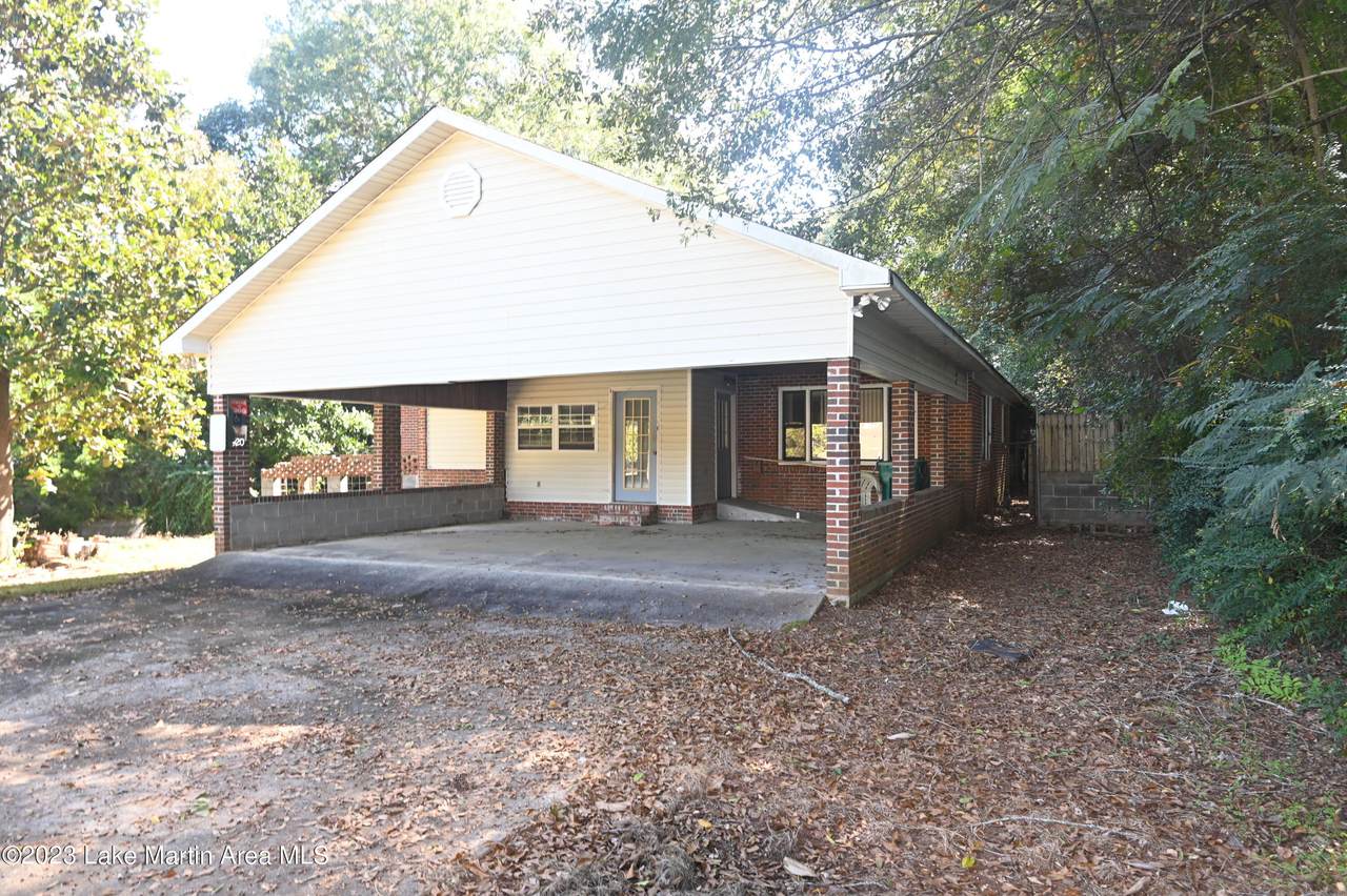 420 South St - Photo 1