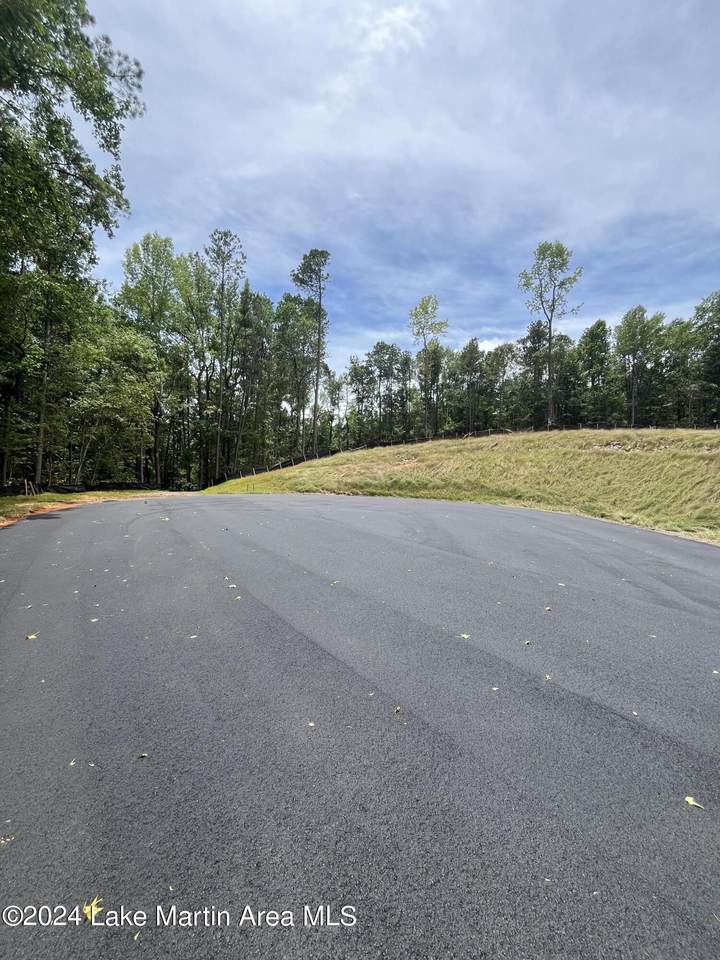  Cheyenne Ln - Photo 1