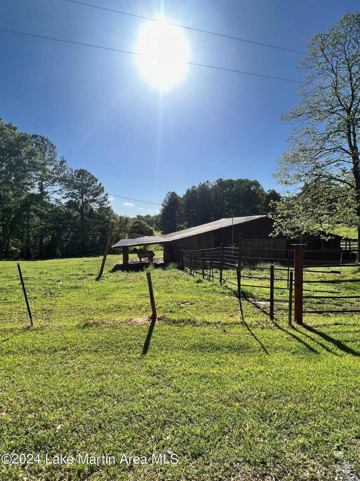 https://bt-photos.global.ssl.fastly.net/lakemartin/1280_boomver_1_24-1217-2.jpg